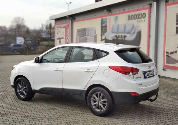 Hyundai ix35 cena 45500 przebieg: 116000, rok produkcji 2015 z Lubań małe 79